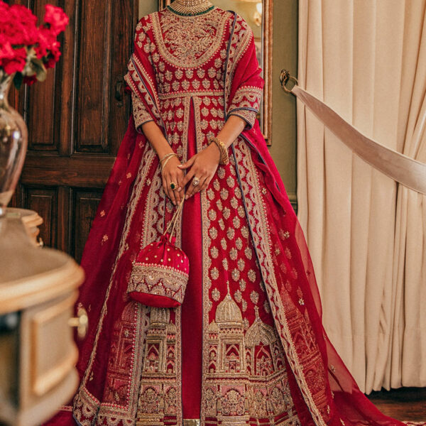 MugliaDesignedRoyalEmbellishedFarshiLehengaPakistaniWeddingDress_720x Muglia Royal Dress