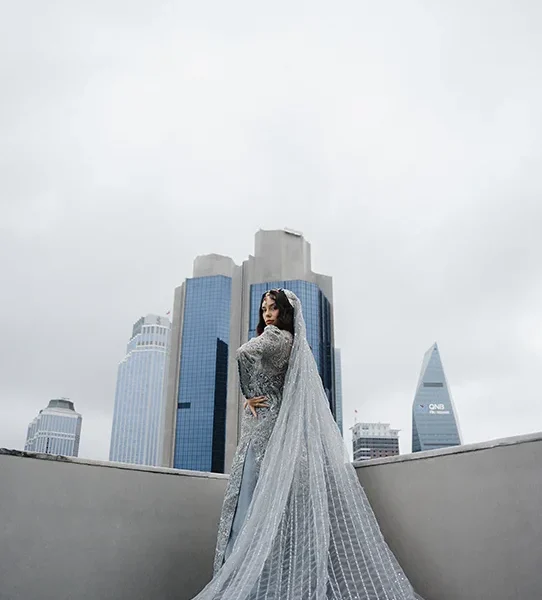 Straight Embellished Shirt with Pants and A Veil