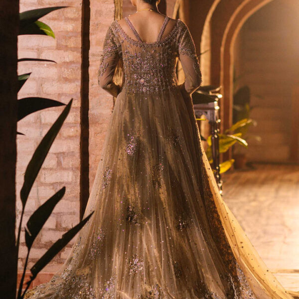 bridal dresses in pakistan Golden Pishwas Lehenga