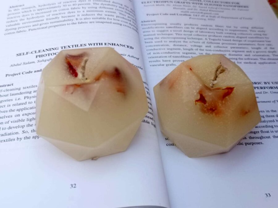 scented candles Scented Candles with Dried Flower Petals