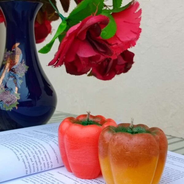 Paint Outfit Candles Bell Pepper Scented Candles: A Feast for Your Eyes and Nose