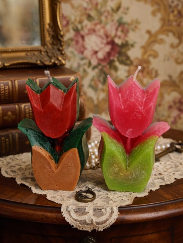 Paint Outfit Studio Scented Candles - Lilly Blossoming