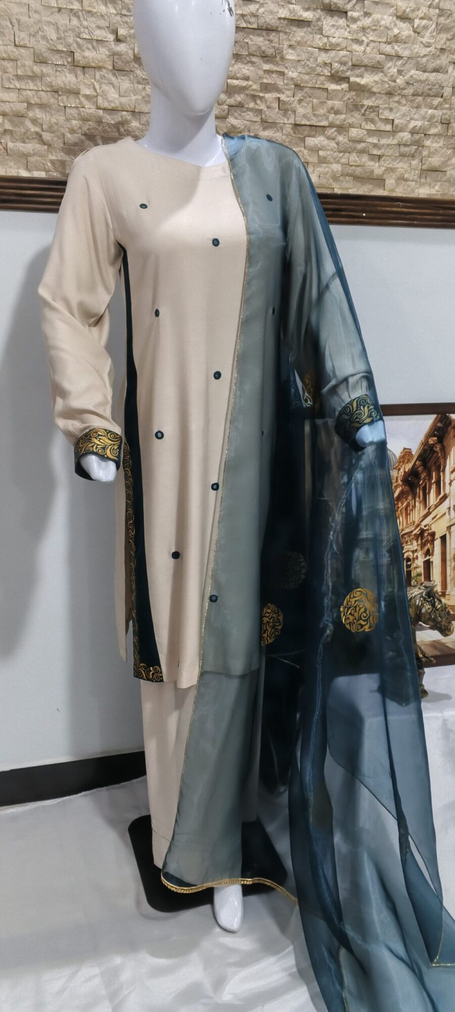 Paint Outfit-4 POS-3PC-02
