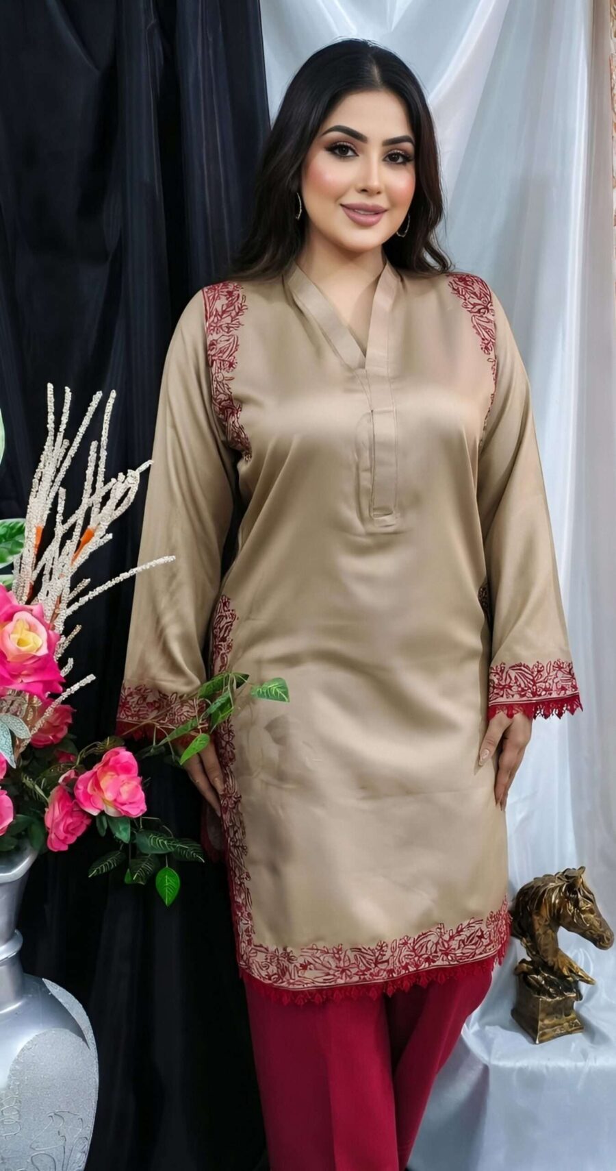 Paint Outfit Studio Two piece embroidery suit