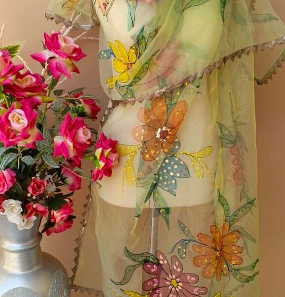 Dupatta Hand-Painted Floral Art tissue Dupatta