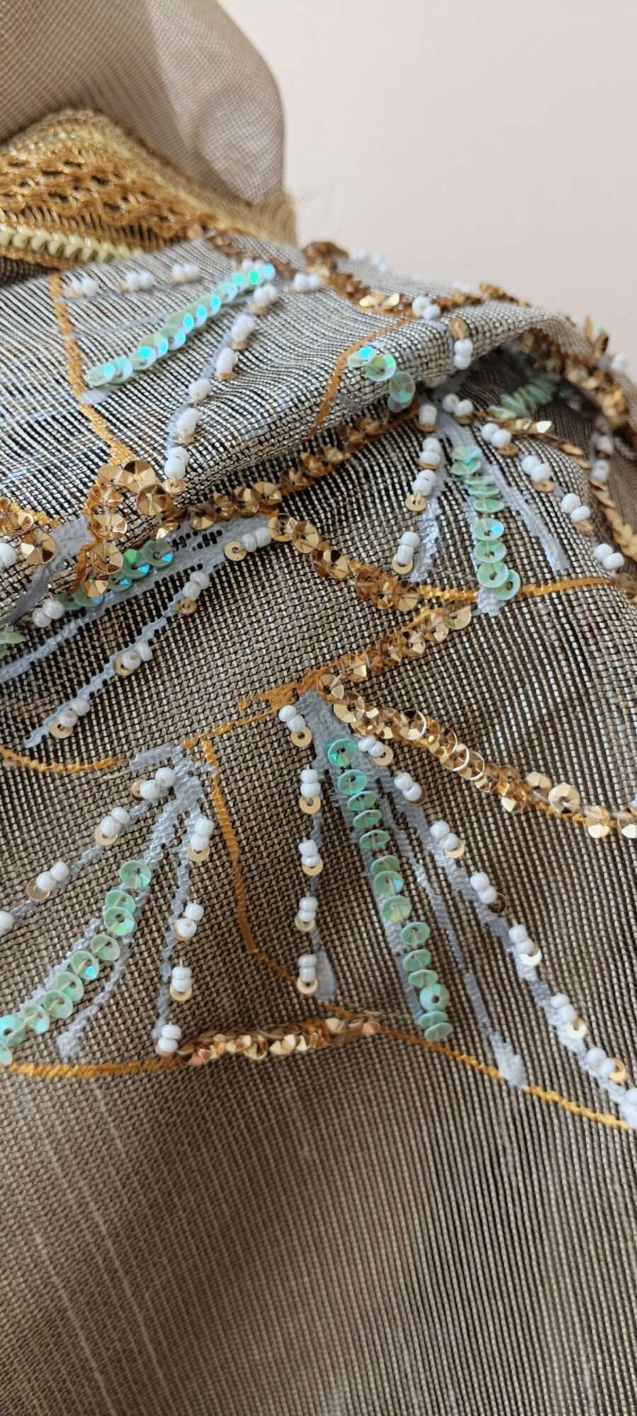 Dupatta Noor-e-Zar Embellished Organza Dupatta – Taupe Gold